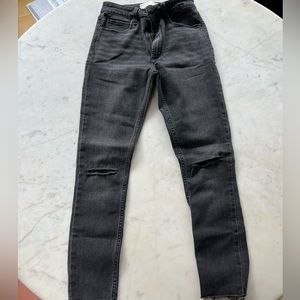 Black A&F high rise skinnies